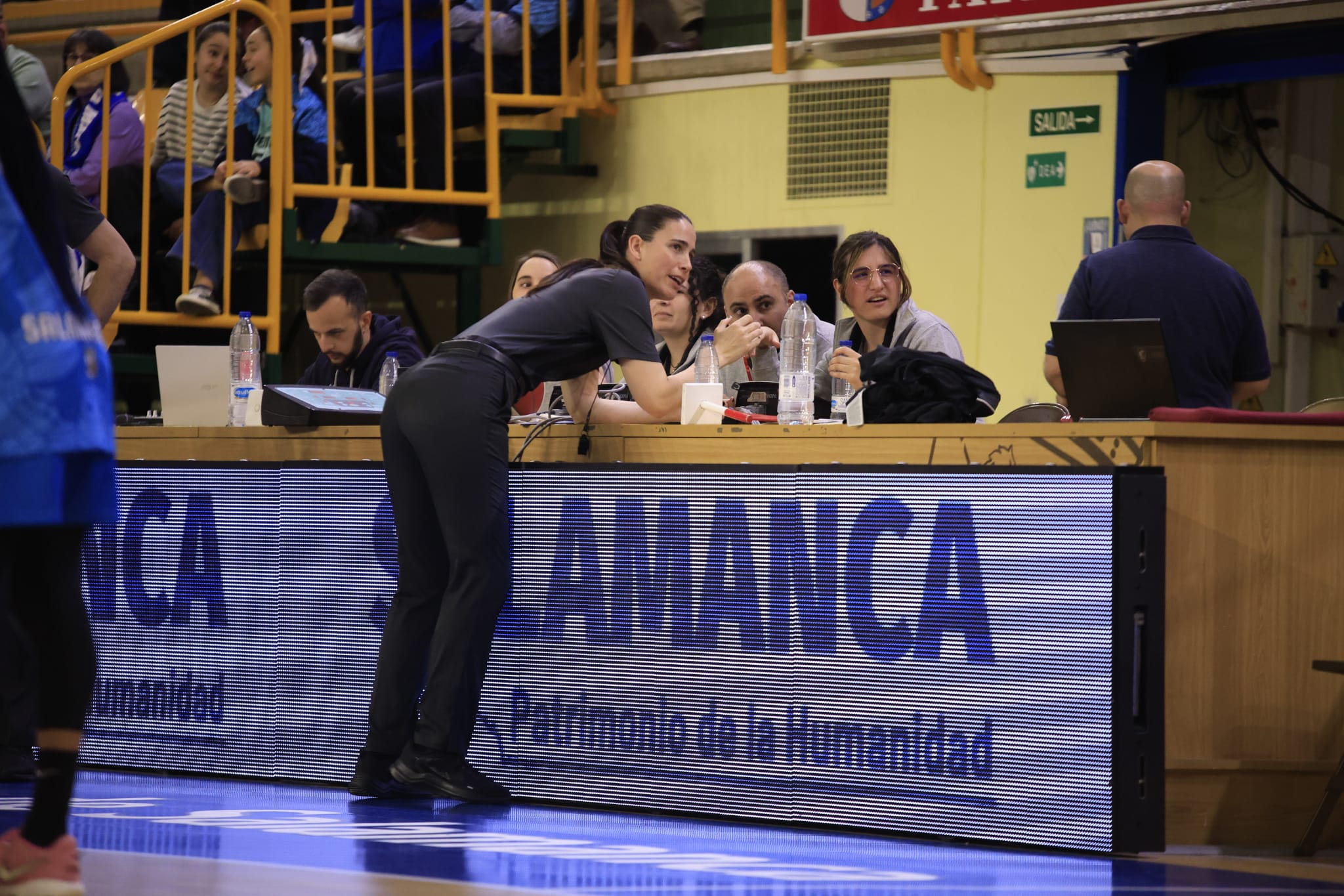 El partido entre el CB Avenida y el Barça CBS, en imágenes