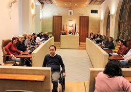Reunión de instituciones, administraciones y entidades del tercer sector que trabajan para las personas con discapacidad y sus familias.