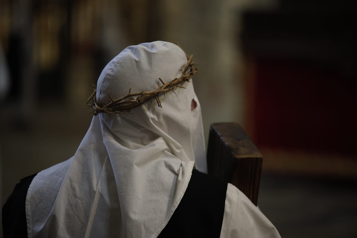 Jesús del Vía Crucis tampoco logra salir de la Catedral