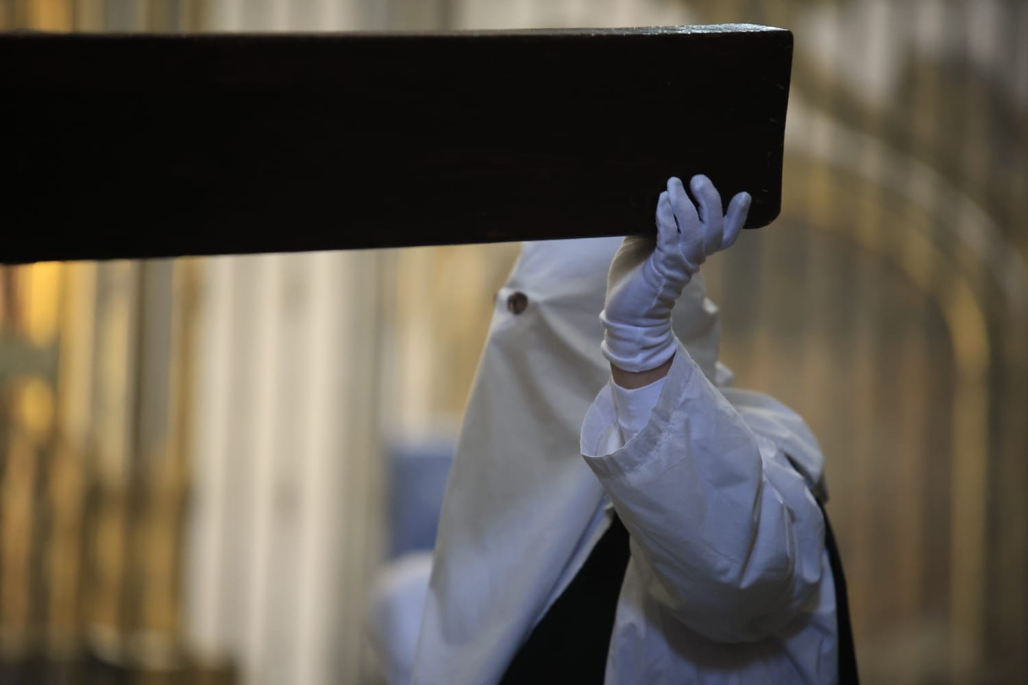 Jesús del Vía Crucis tampoco logra salir de la Catedral