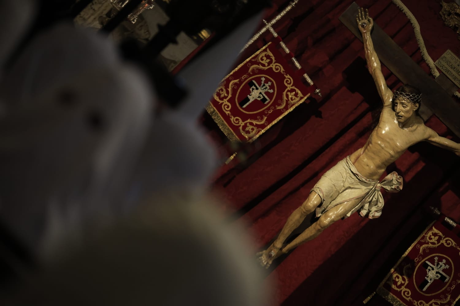 Jesús del Vía Crucis tampoco logra salir de la Catedral
