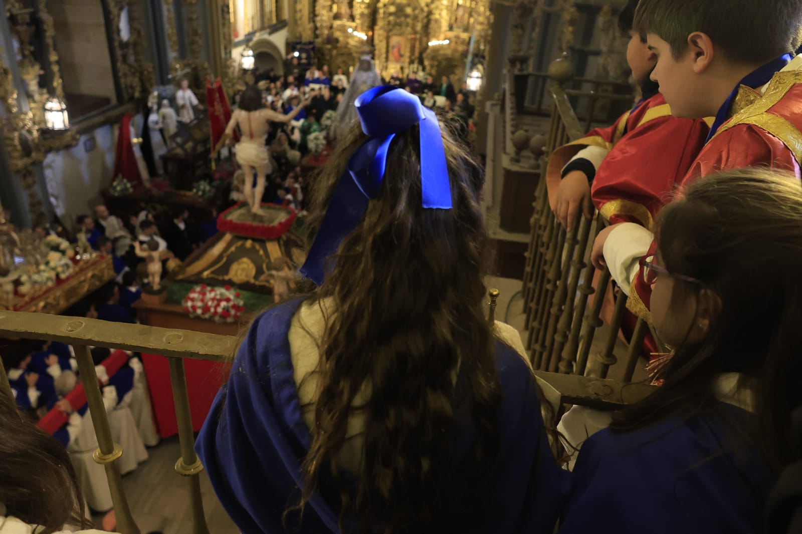 Encuentro privado entre Jesús Resucitado y la Virgen de la Alegría por la lluvia