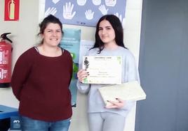Ariadna Calvo Alonso, alumna de 4º ESO del IES Querques de Terradillos, primer premio.