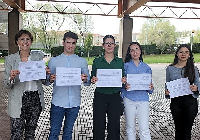 Alumnos del IES Fray Luis de León en la Olimpiada