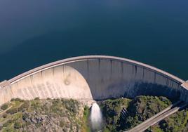 Imagen actual de la presa de Almendra tomada del vídeo de Iberdrola.