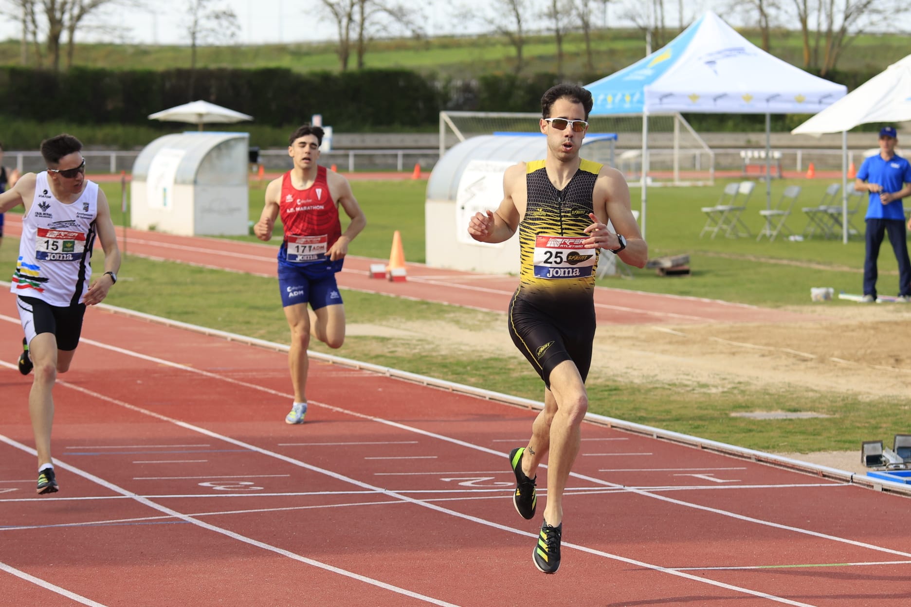 La primera jornada de la Liga de clubes del Atlético Salamanca, en imágenes