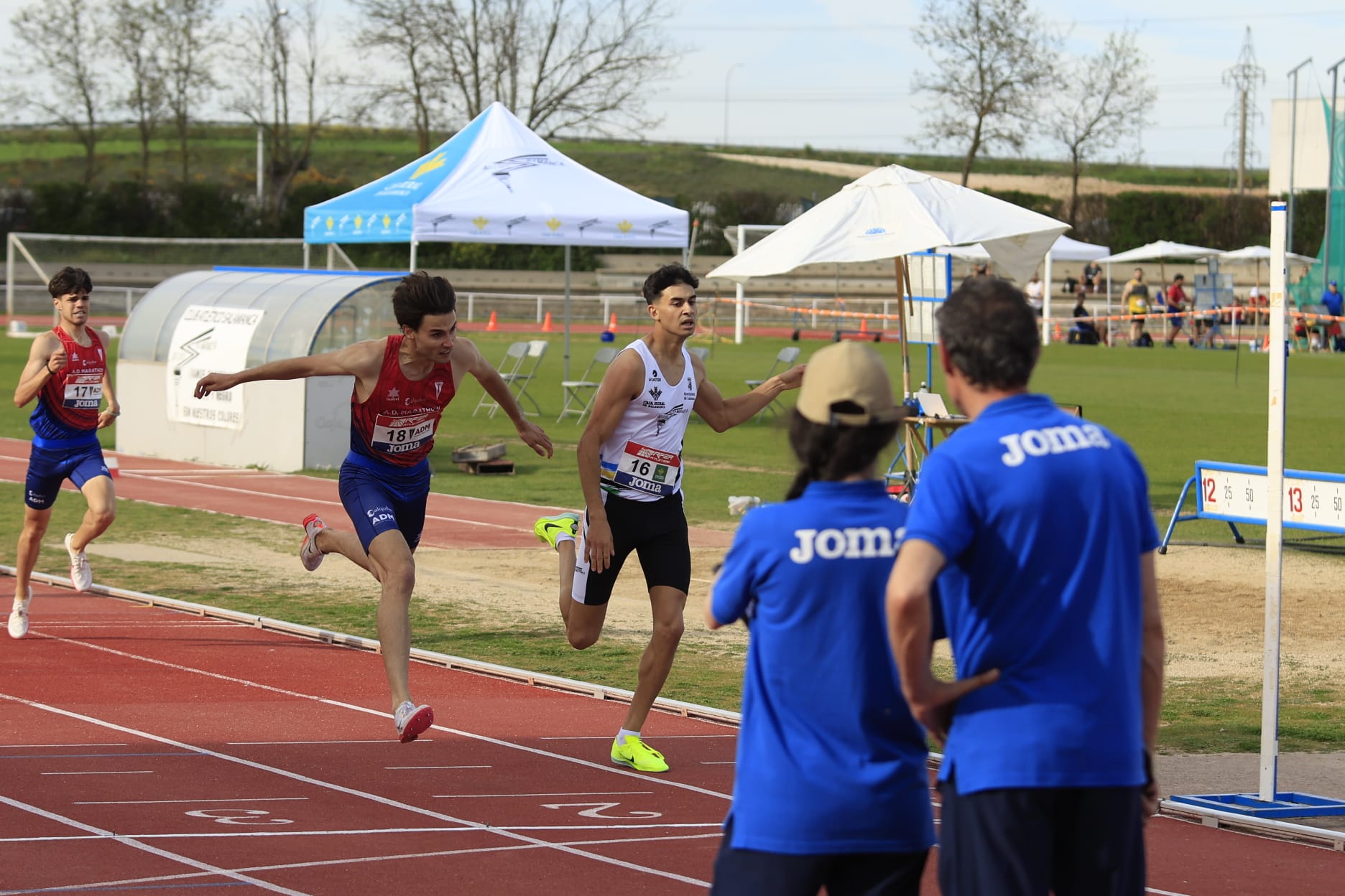 La primera jornada de la Liga de clubes del Atlético Salamanca, en imágenes