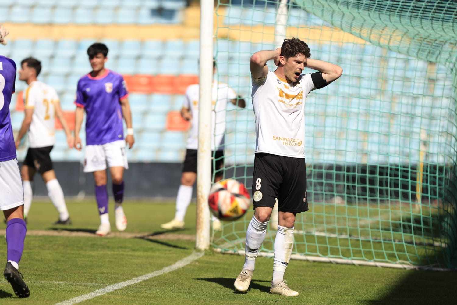 El partido entre el Salamanca UDS y el Palencia CF, en imágenes