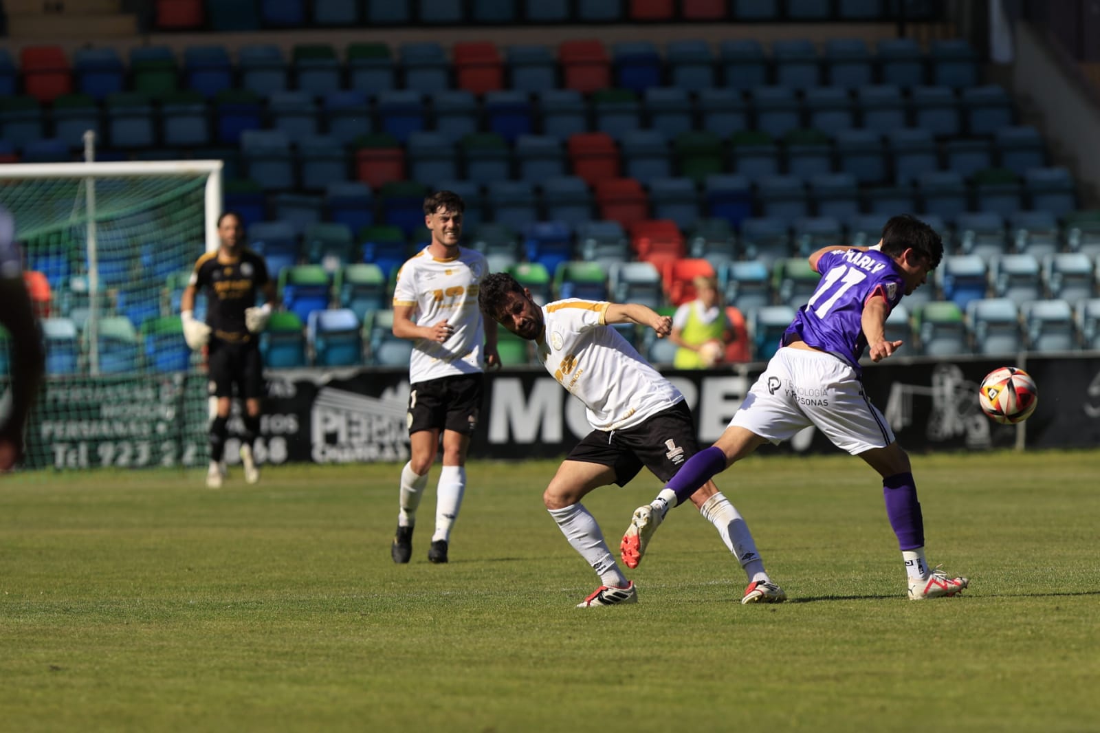 El partido entre el Salamanca UDS y el Palencia CF, en imágenes
