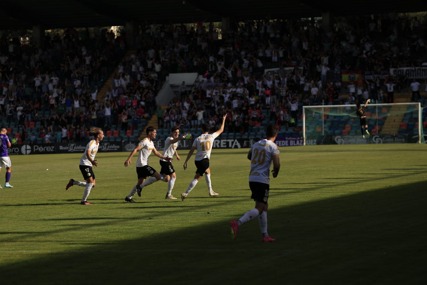 El partido entre el Salamanca UDS y el Palencia CF, en imágenes