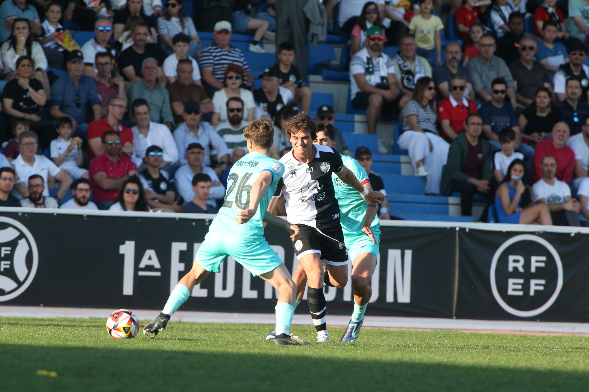 El partido entre Unionistas y el Barça B, en imágenes