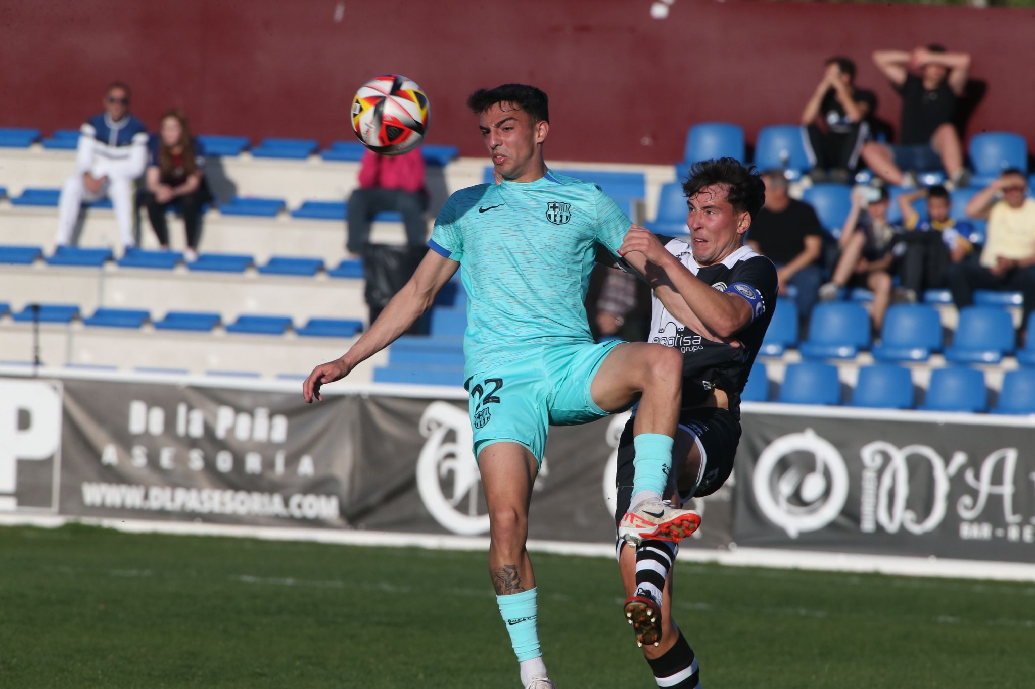 El partido entre Unionistas y el Barça B, en imágenes
