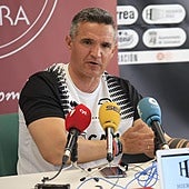 Ponz: «Los jugadores tienen la responsabilidad de ganar el siguiente partido si quieren jugar»