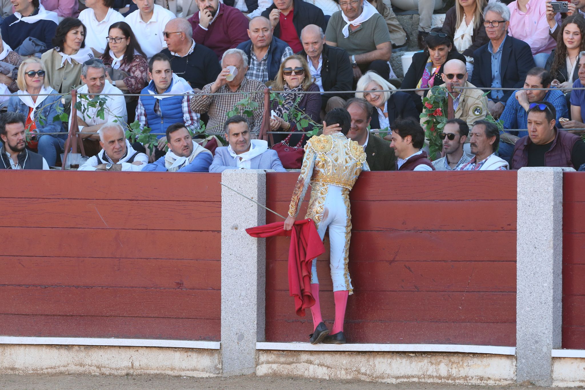 Puerta grande para Marco Pérez en una ilusionante tarde en Guijuelo