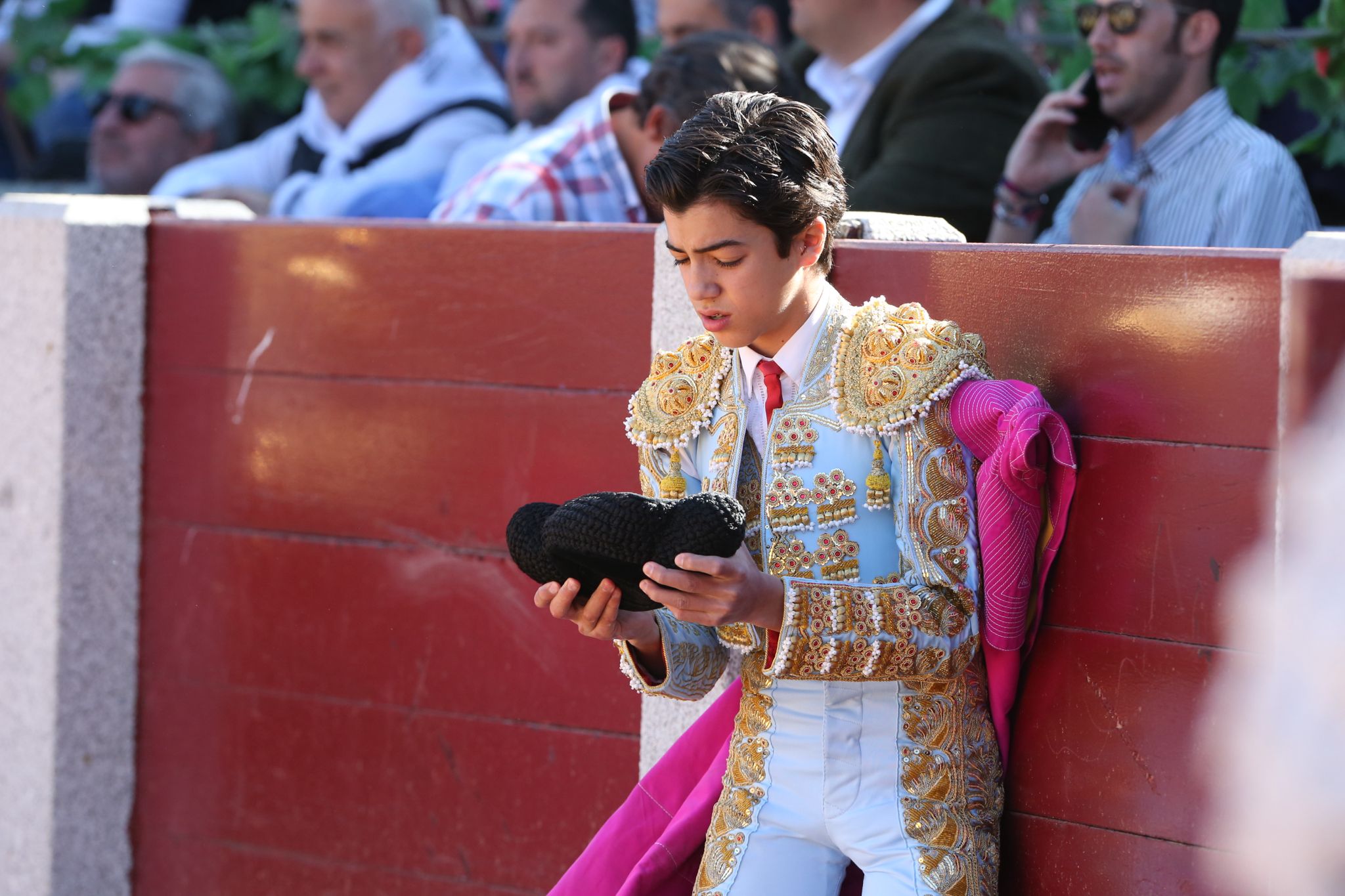 Puerta grande para Marco Pérez en una ilusionante tarde en Guijuelo