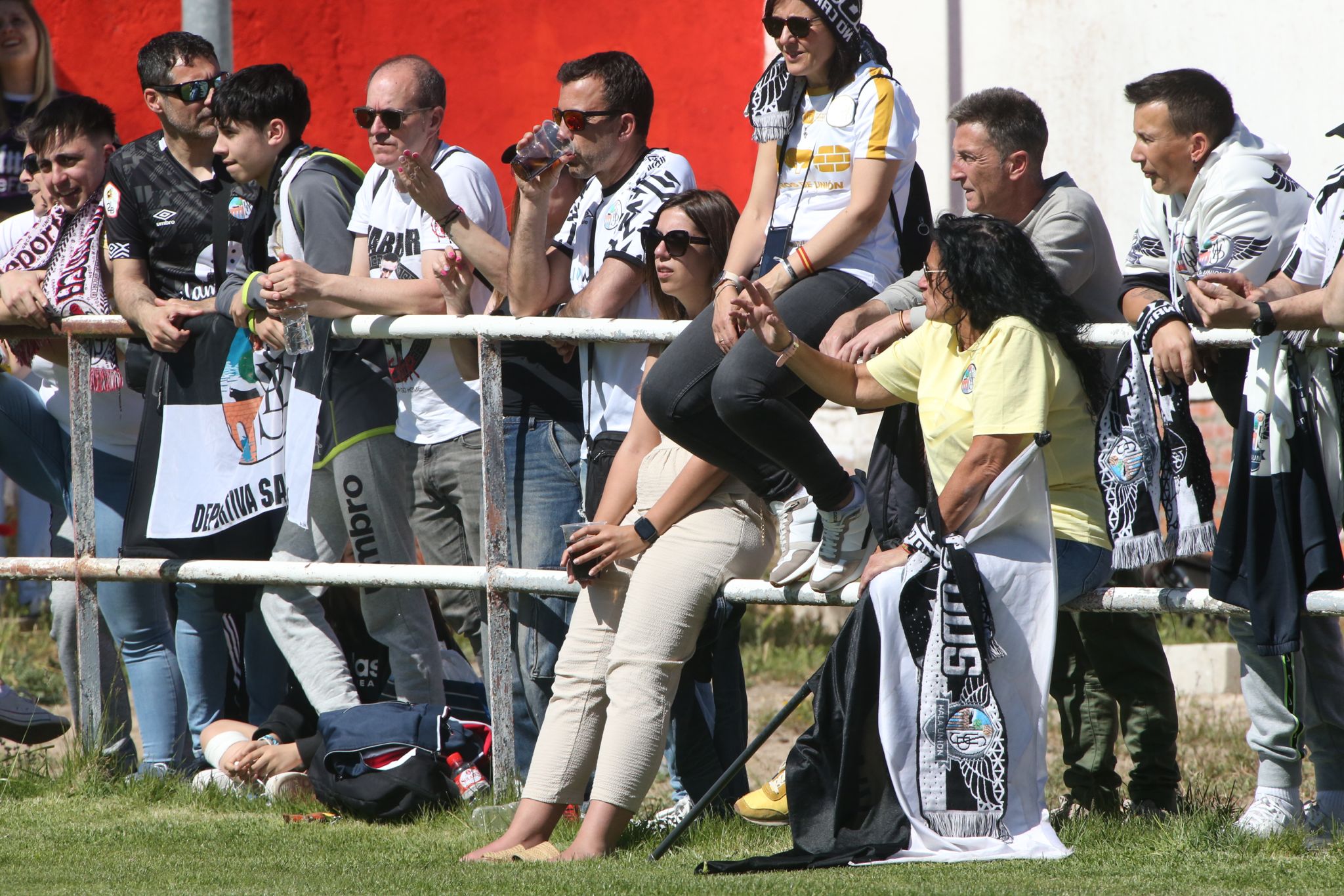 La afición del Salamanca CF UDS se dejan sentir en Tordesillas