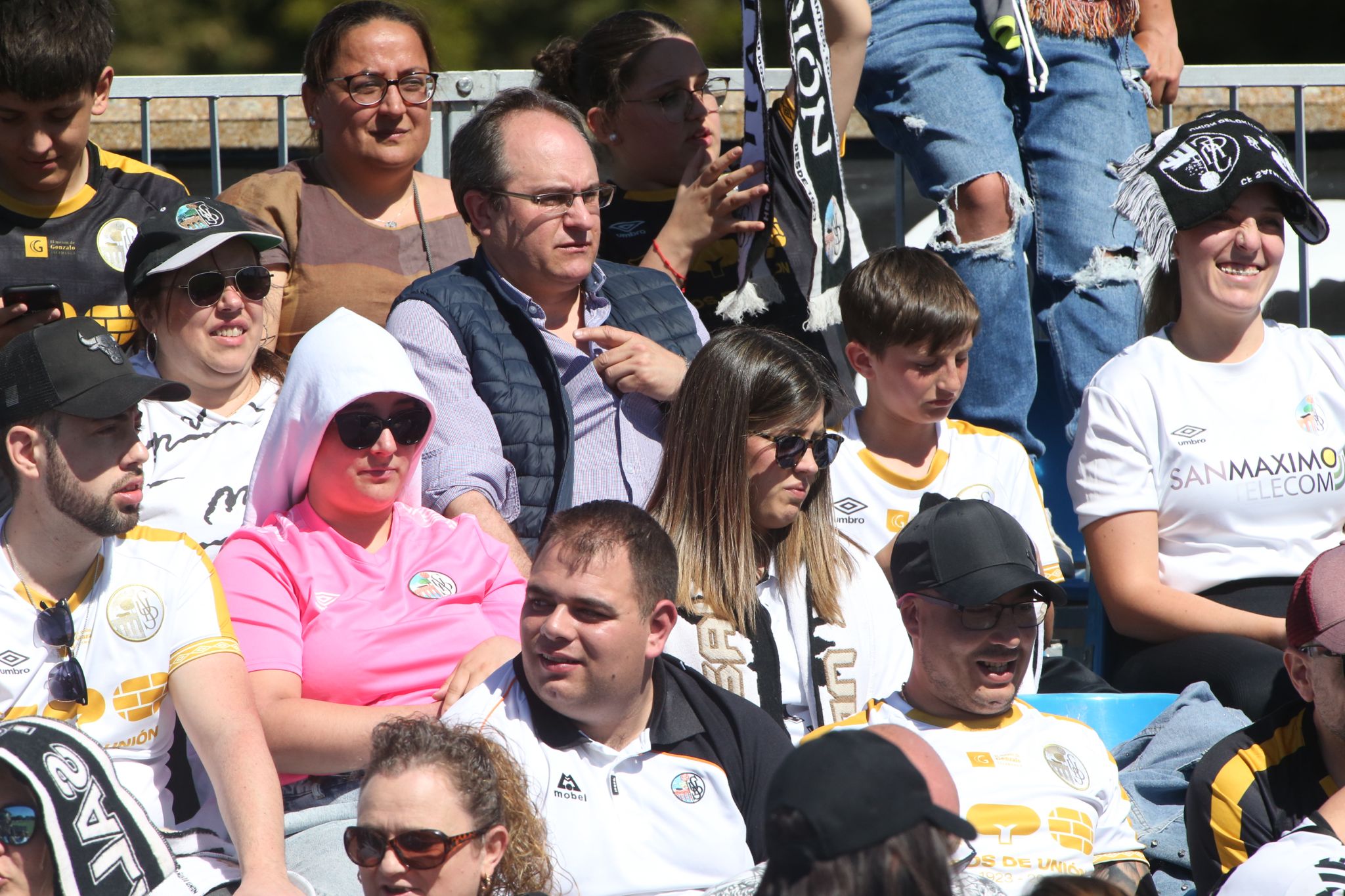 La afición del Salamanca CF UDS se dejan sentir en Tordesillas