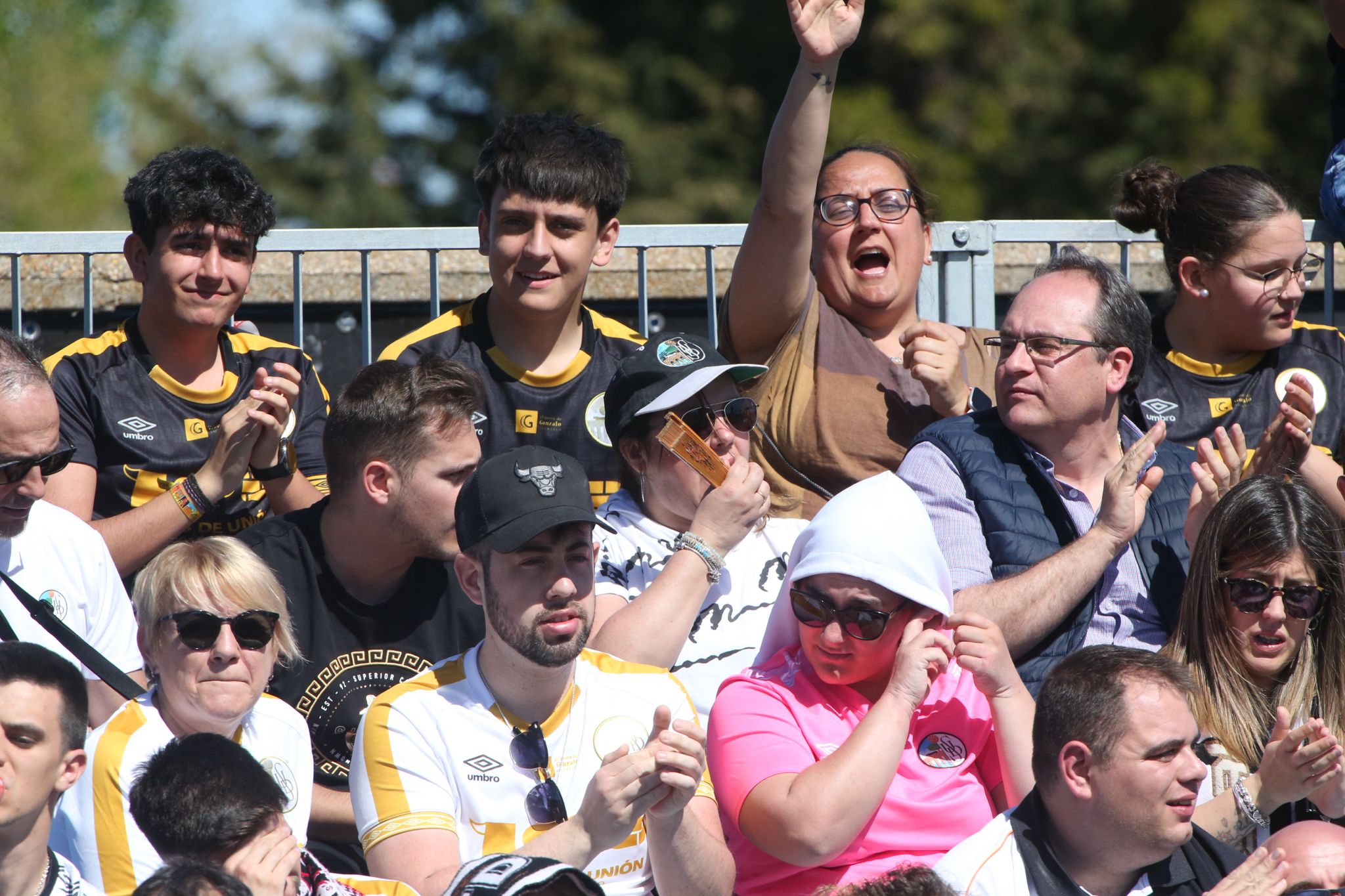 La afición del Salamanca CF UDS se dejan sentir en Tordesillas
