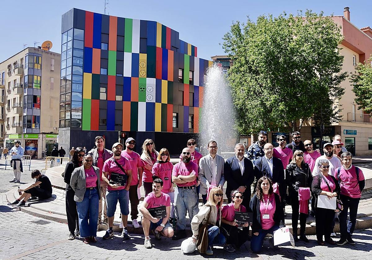 Foto de familia de los premiados.