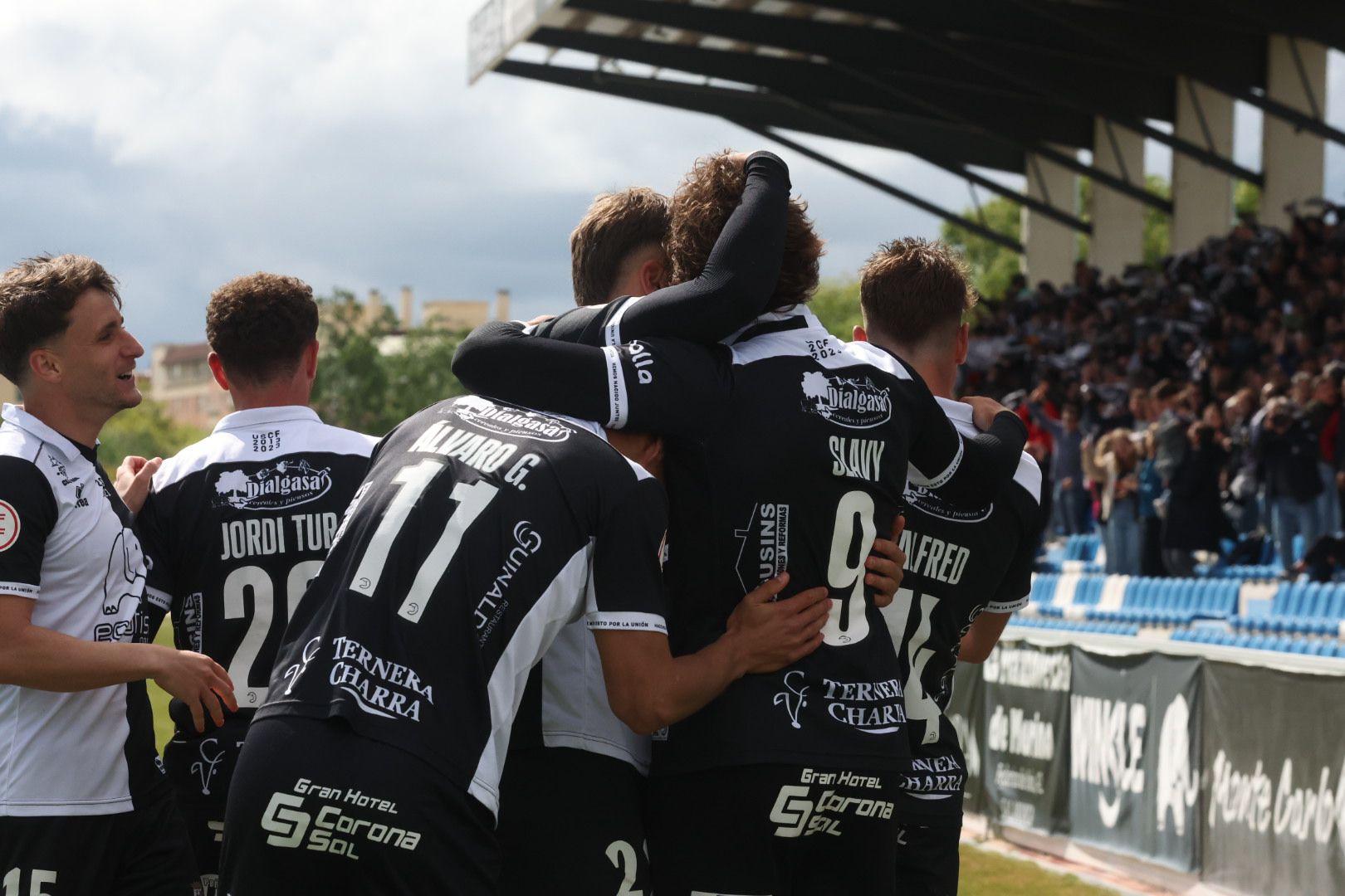 Goleada de Unionistas al Sabadell con triplete de Slavy