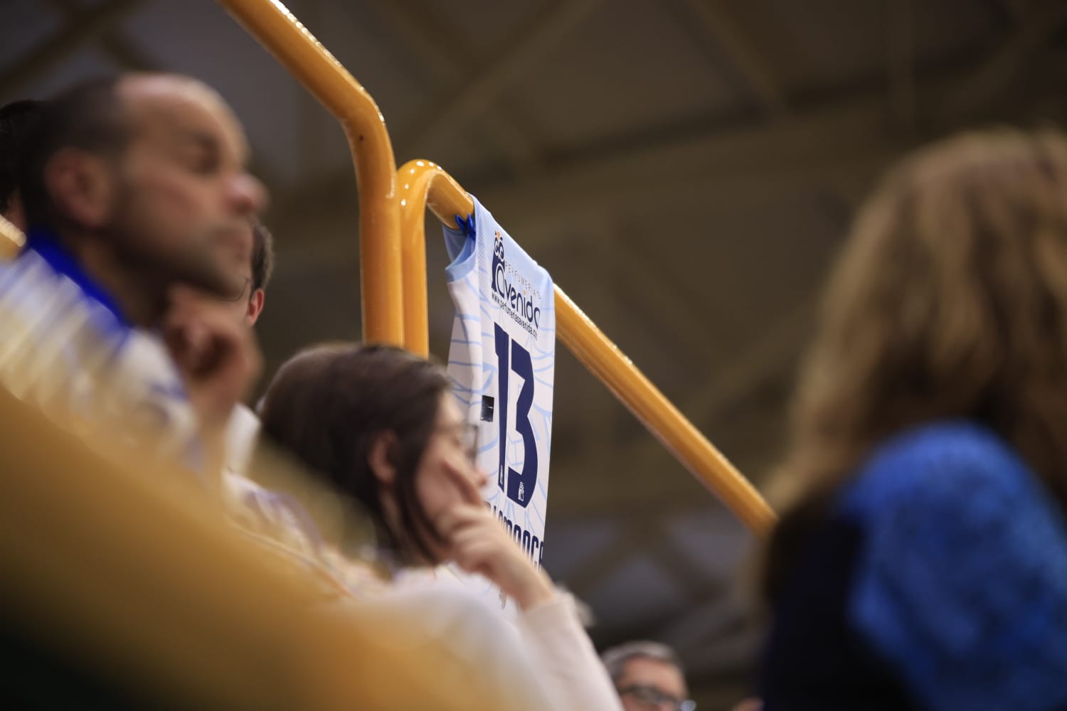 Avenida remonta y jugará las semifinales ante Girona