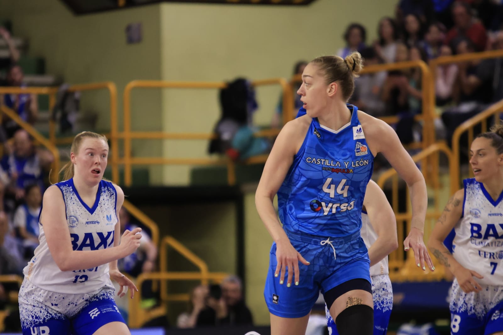 Avenida remonta y jugará las semifinales ante Girona