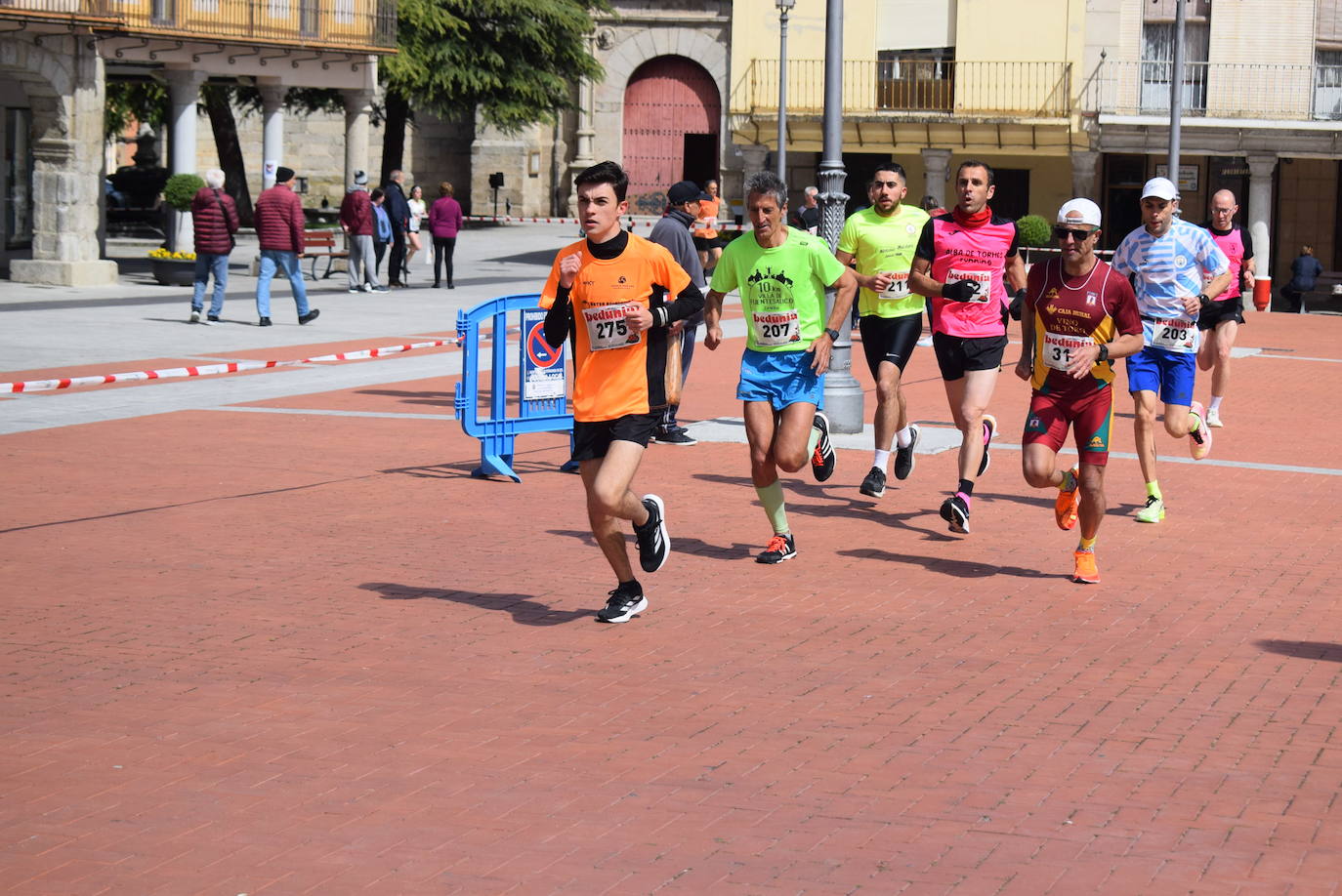 Ignacio Comillas y Sara Izquierdo ganan la XXX Carrera Peñarandina Hijos, Padres y Abuelos 1 de Mayo