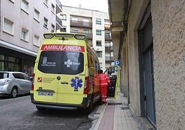 Foto de archivo de una ambulancia del Sacyl