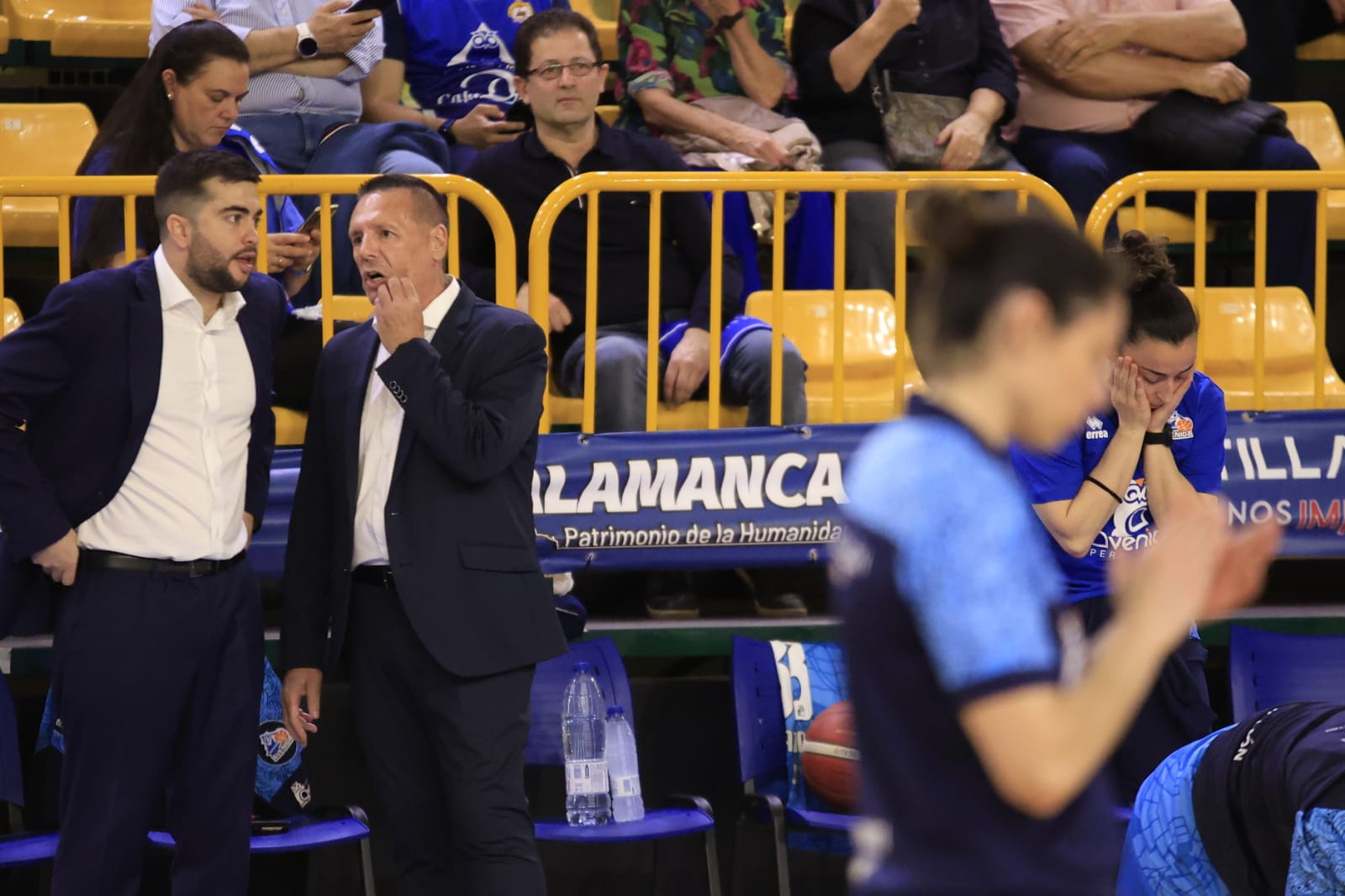 El emocionante partido entre Avenida y Valencia Basket, en imágenes