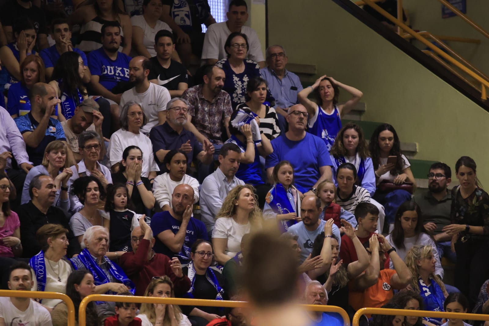 El emocionante partido entre Avenida y Valencia Basket, en imágenes