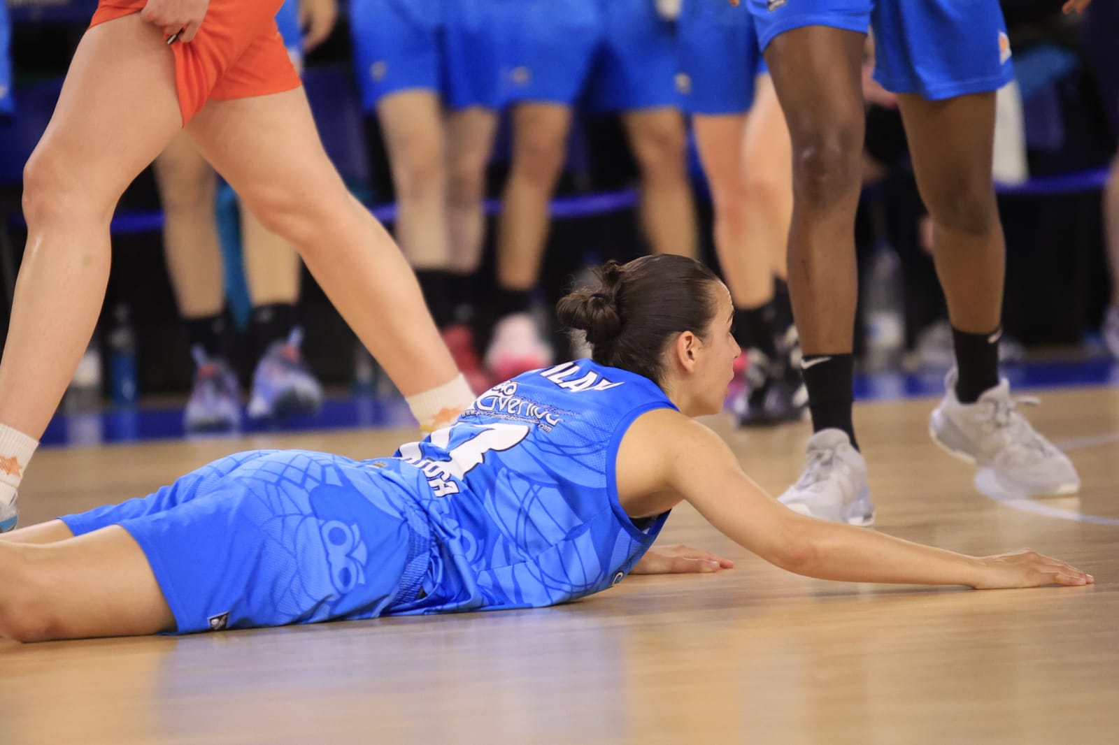 El emocionante partido entre Avenida y Valencia Basket, en imágenes