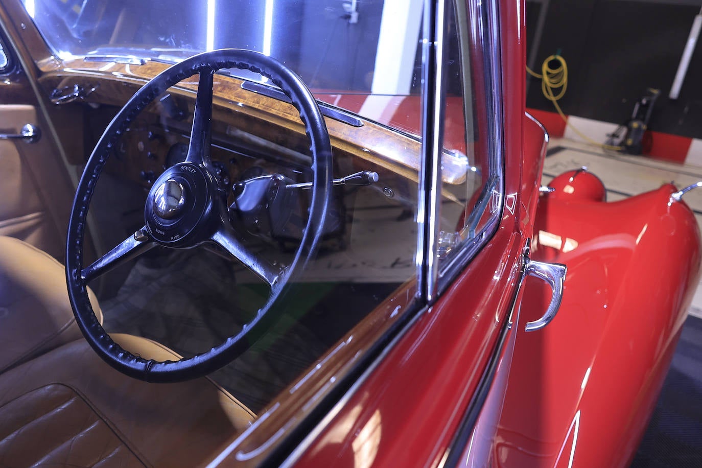 Un Bentley de 1955 cuidado al detalle y recuperado desde Salamanca