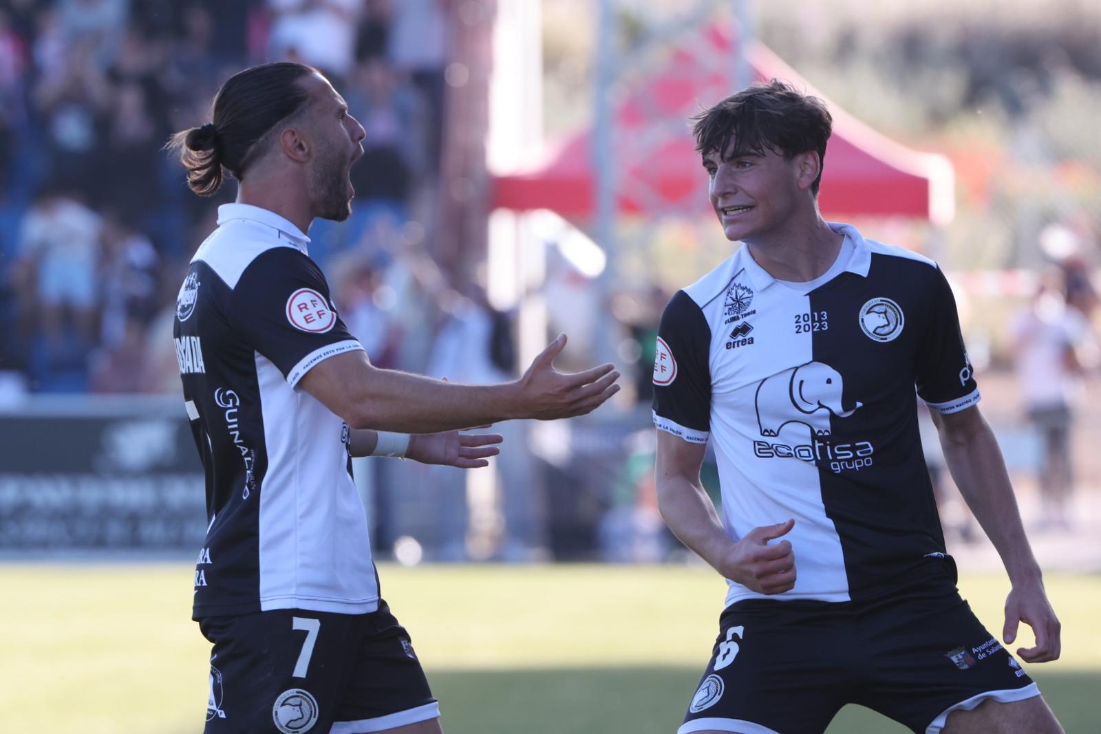 El partido entre Unionistas CF y CD Arenteiro en imágenes