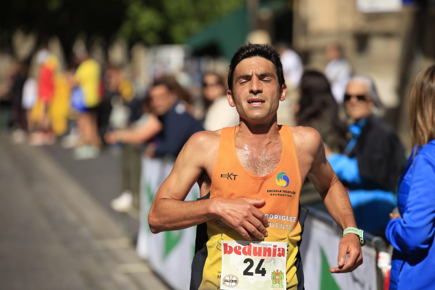 Pasos por la donación en la X Carrera Alcer de Salamanca