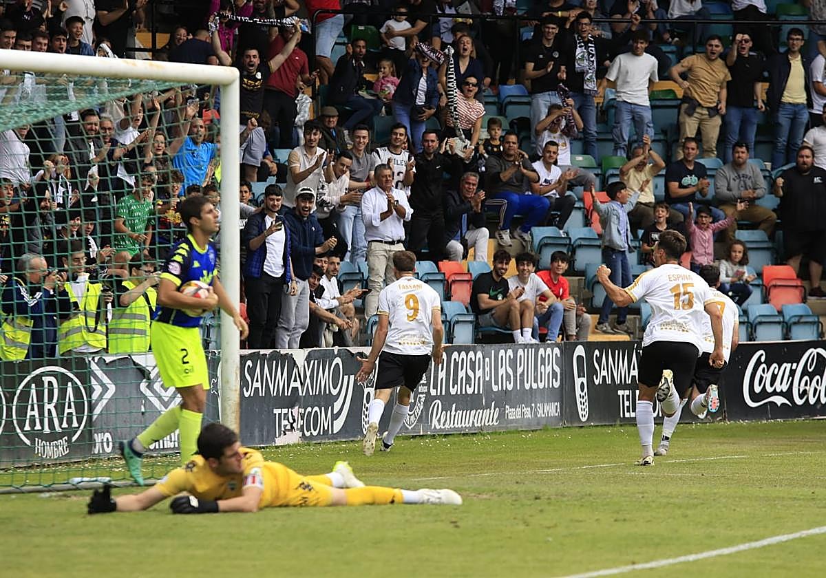 El Salamanca UDS-Atlético Tordesillas, en imágenes