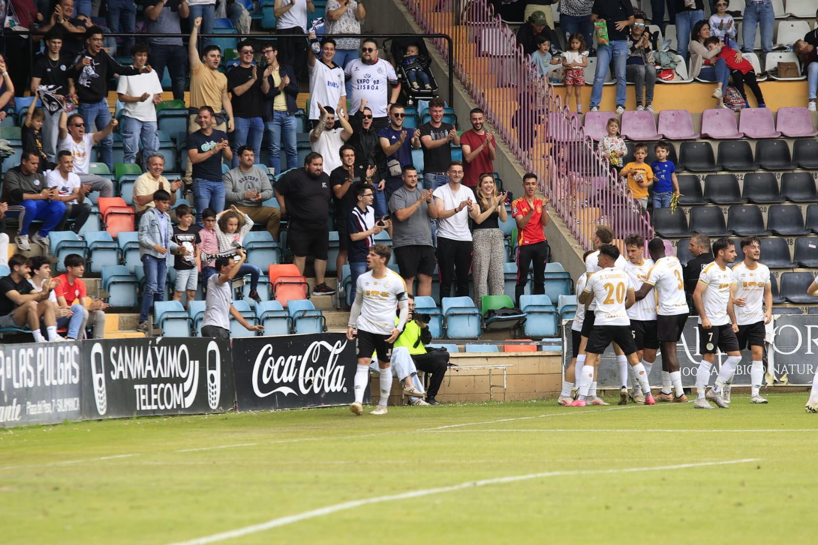 El Salamanca UDS-Atlético Tordesillas, en imágenes
