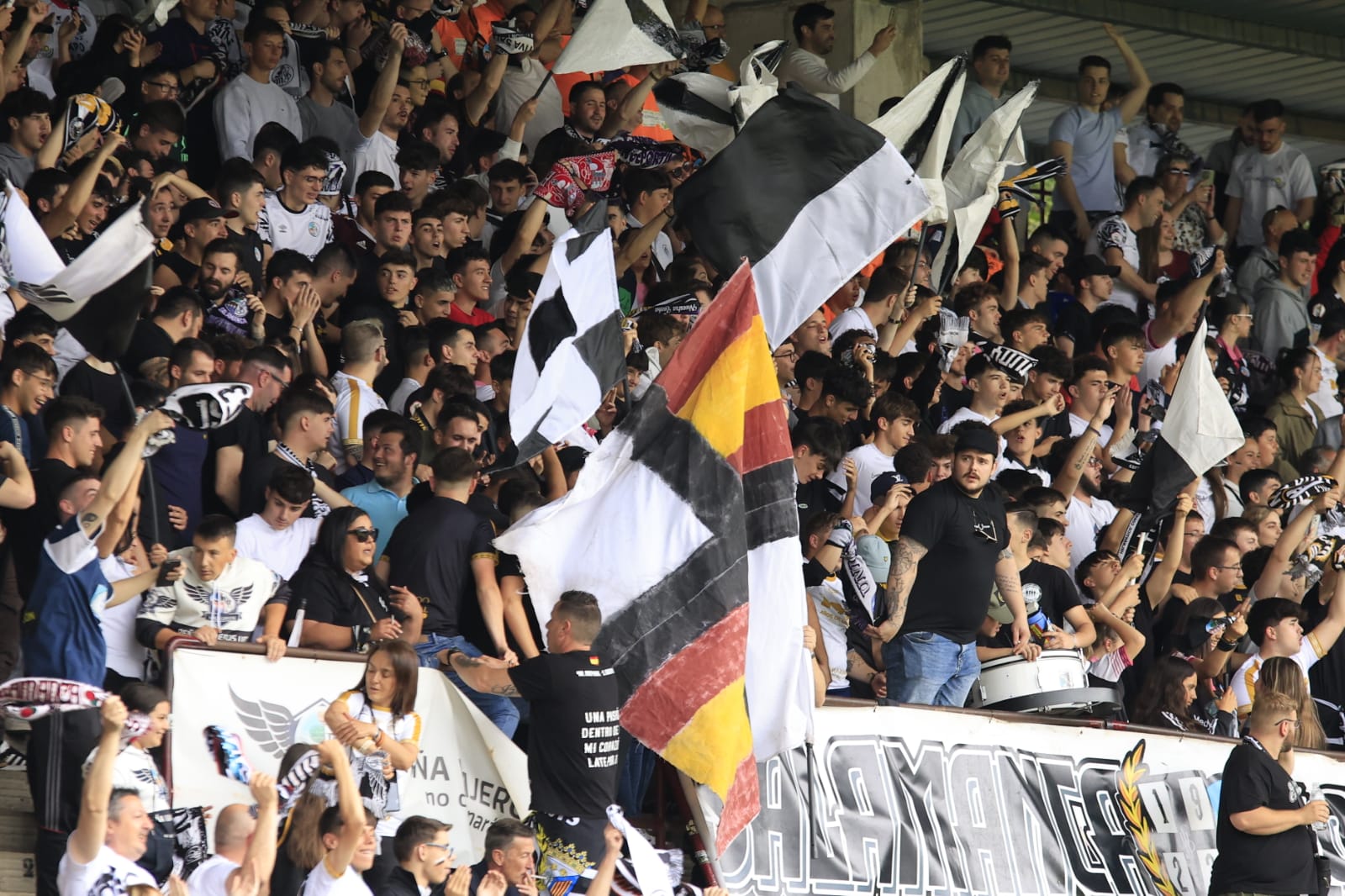 El Salamanca UDS-Atlético Tordesillas, en imágenes
