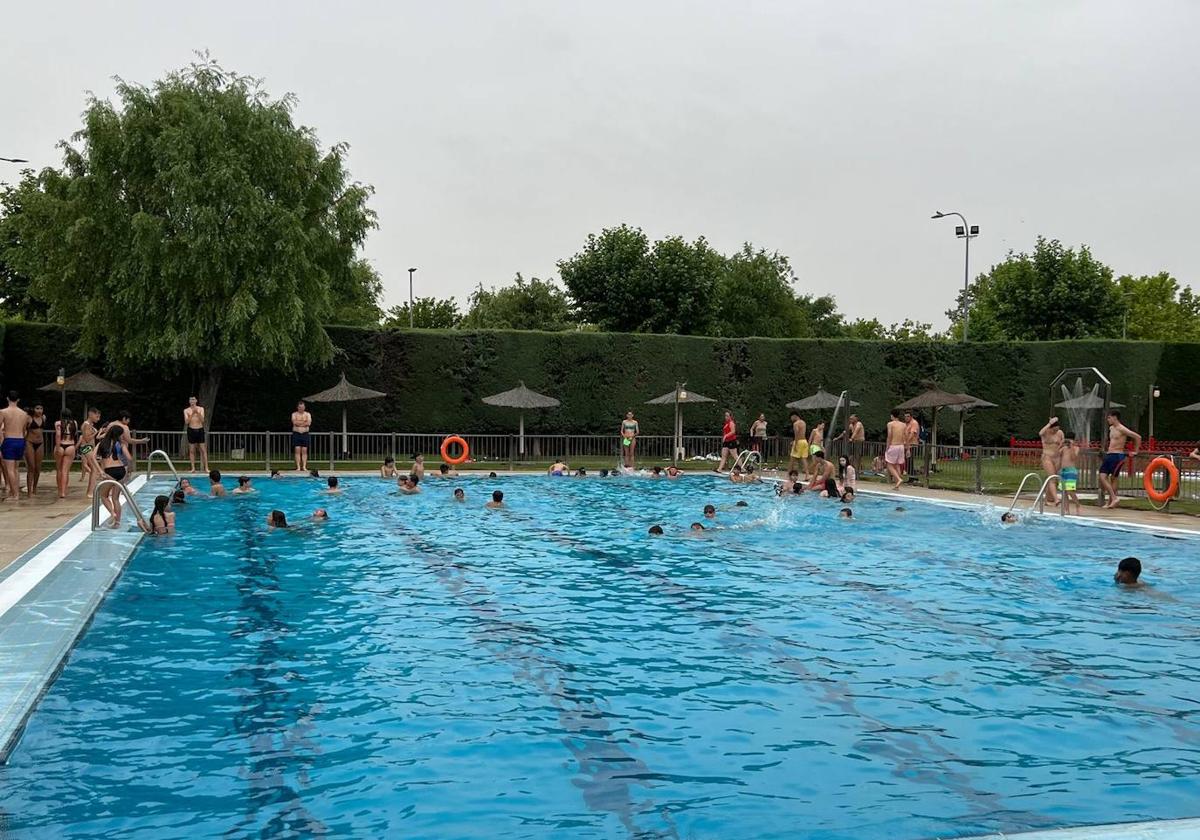 Piscina municipal de Carbajosa de la Sagrada.