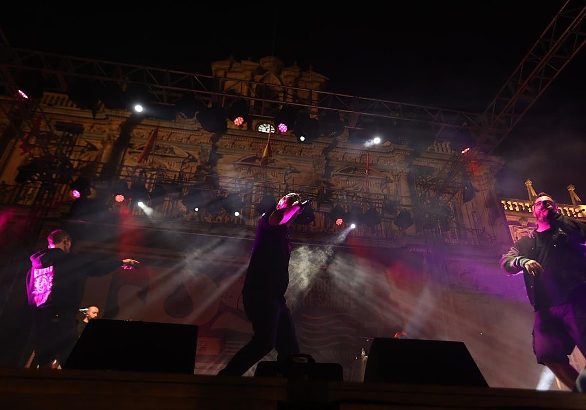 Lágrimas de Sangre &#039;celebra&#039; en una noche mágica en la Plaza Mayor