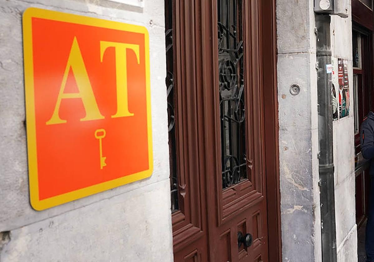 Placa de un alojamiento turistico.