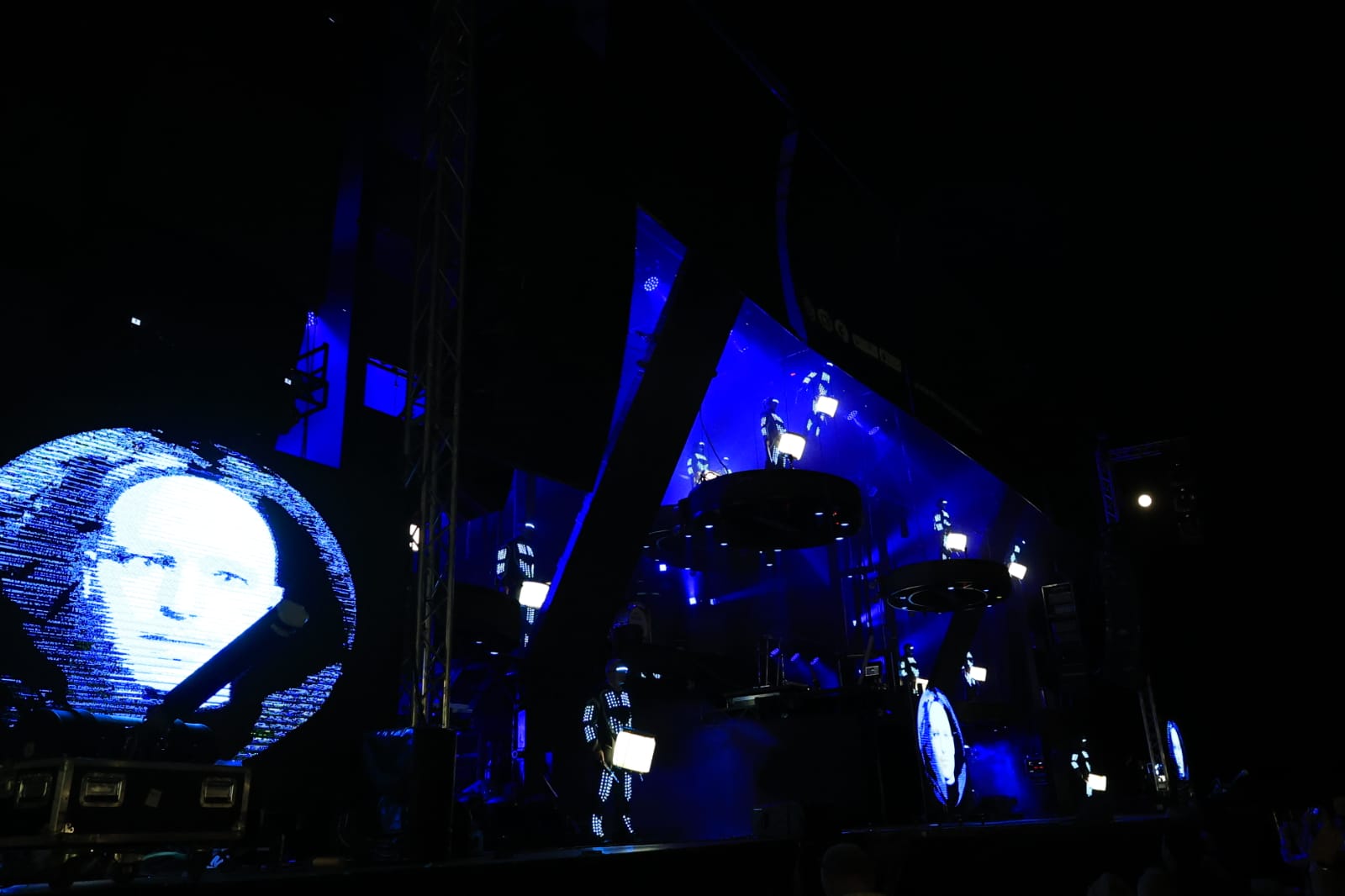 La actuación de Panorama en Castellanos de Villiquera, en imágenes