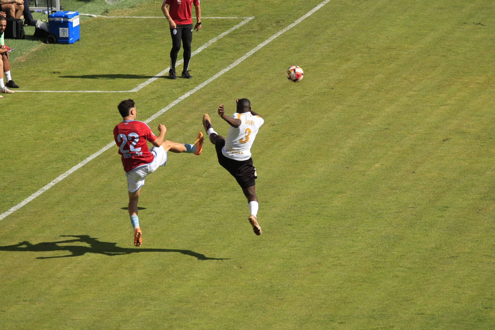 Del penalti de Amaro parado por Villanueva a los dos palos finales