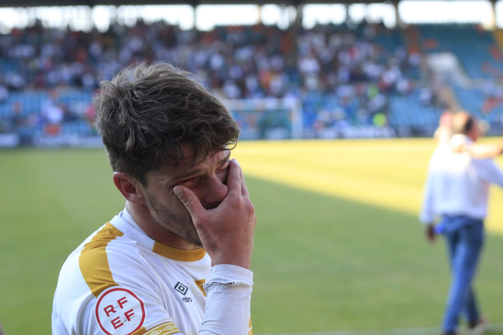 Celebración en el estadio del ascenso del Salamanca UDS a Segunda RFEF