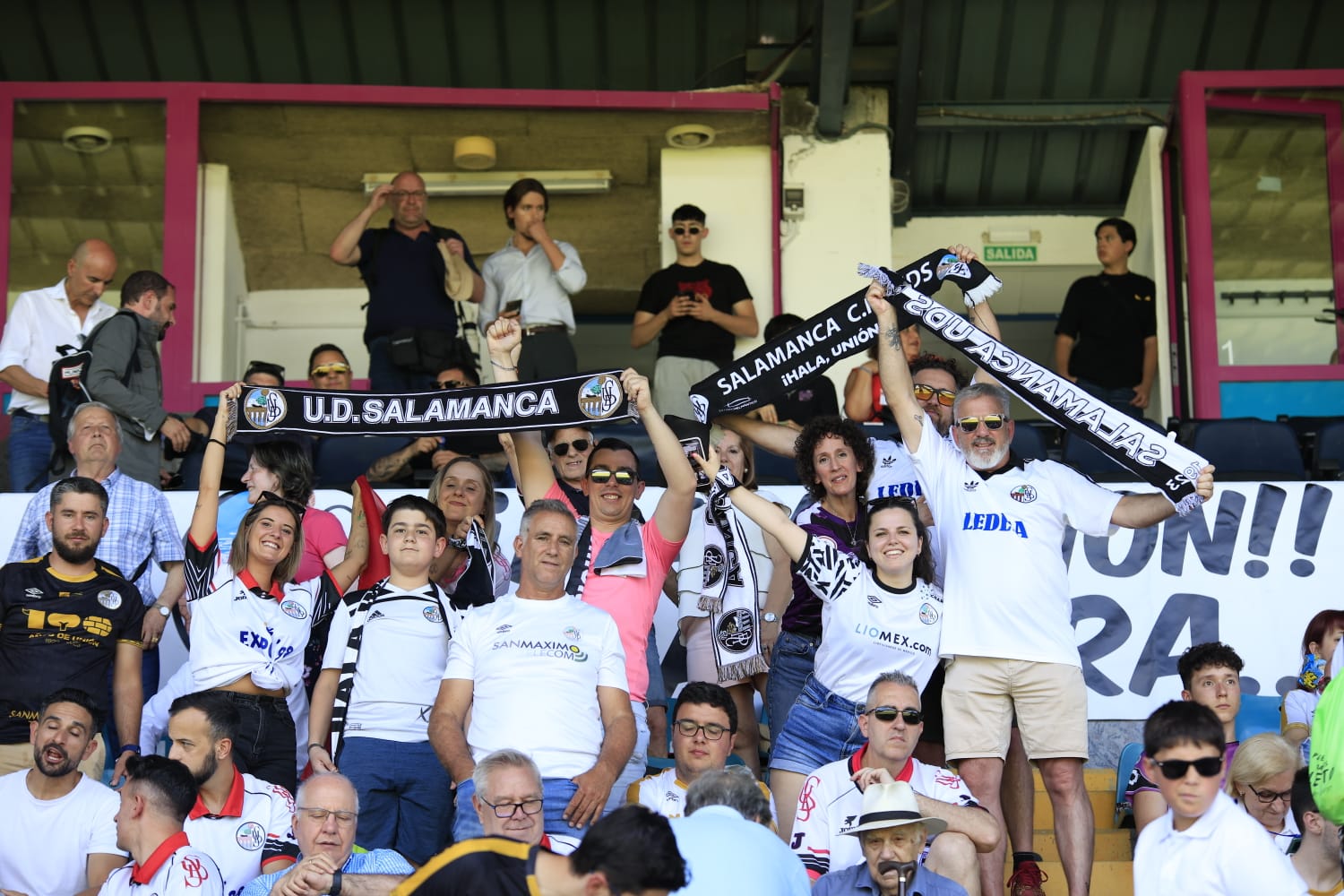 La grada del Helmántico, en la final por el ascenso a Segunda RFEF