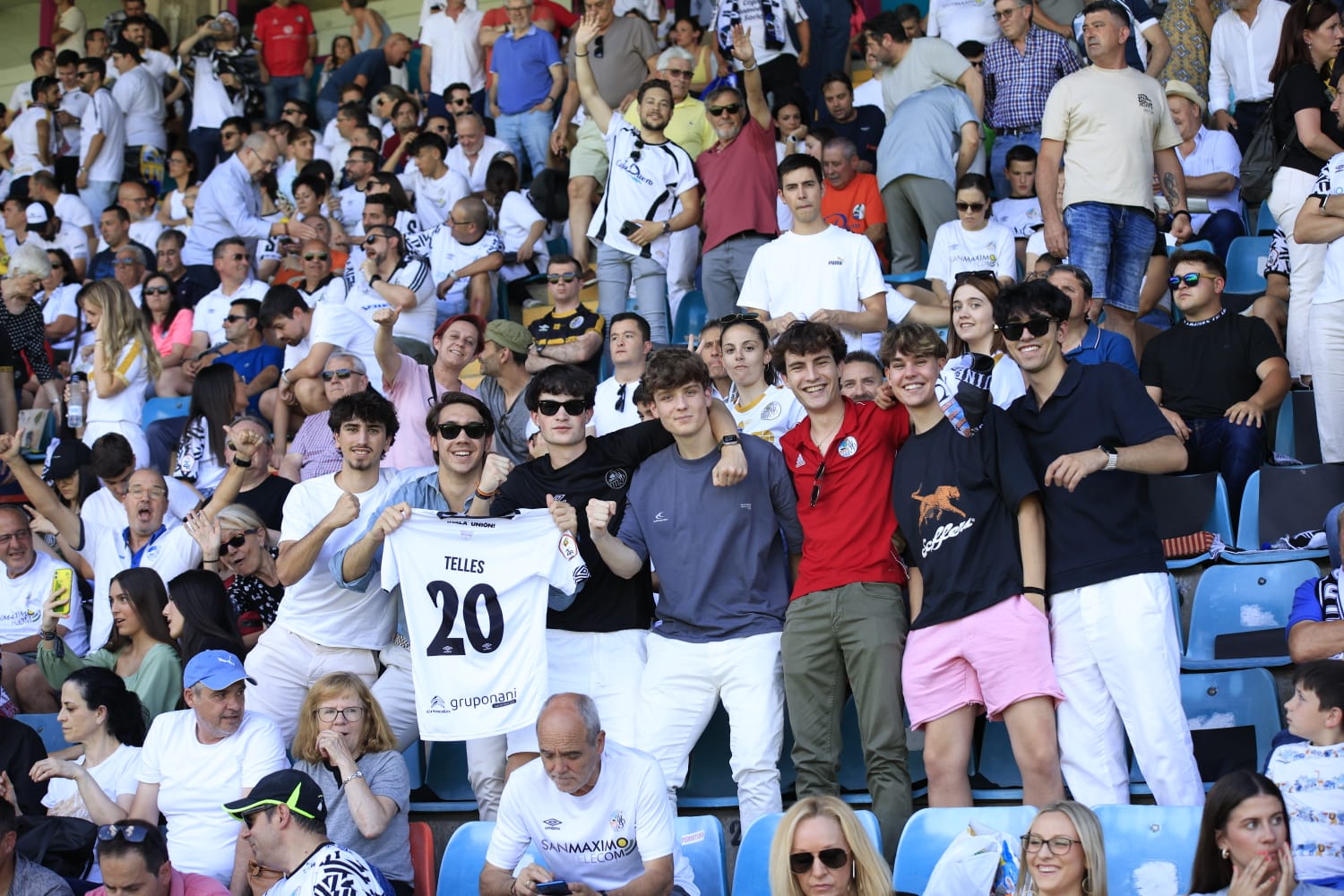 La grada del Helmántico, en la final por el ascenso a Segunda RFEF