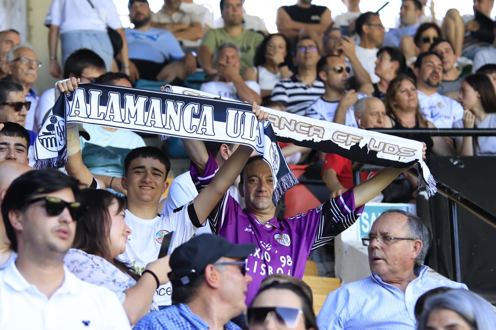 La grada del Helmántico, en la final por el ascenso a Segunda RFEF