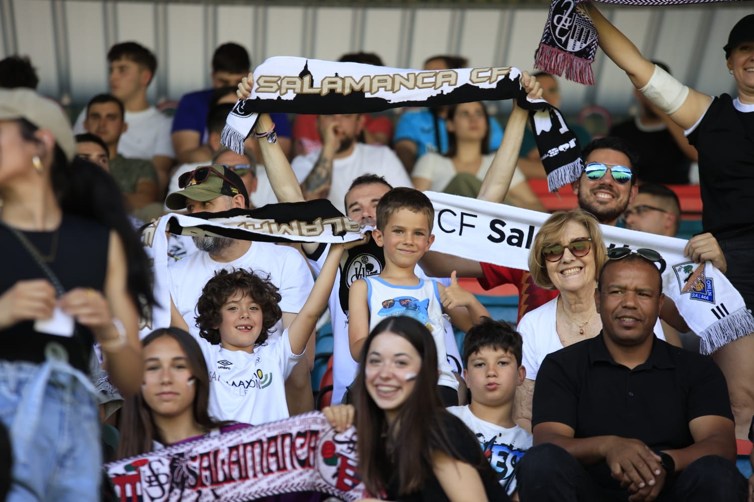 La grada del Helmántico, en la final por el ascenso a Segunda RFEF