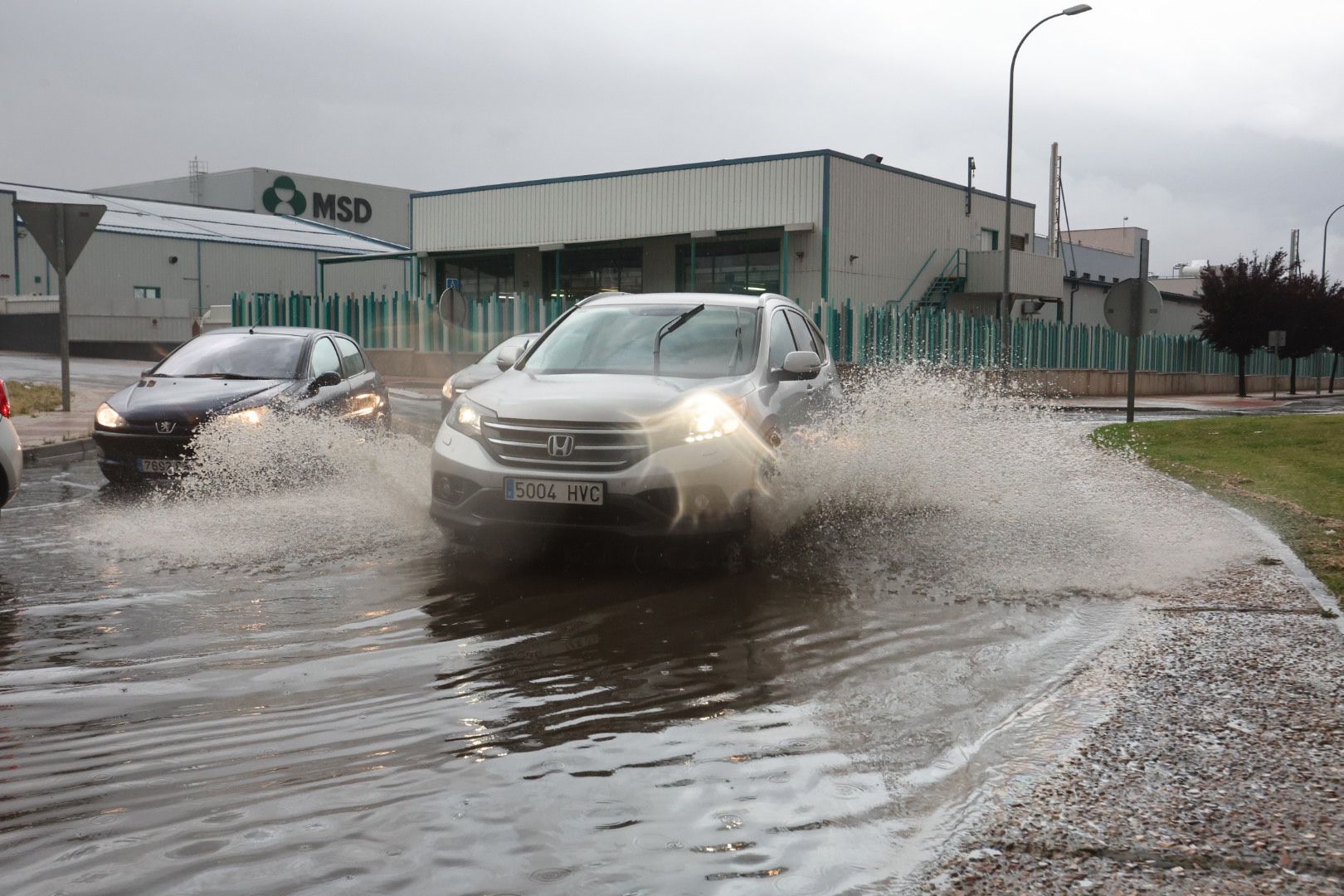 Balsa de agua en Salamanca tras la tormenta.