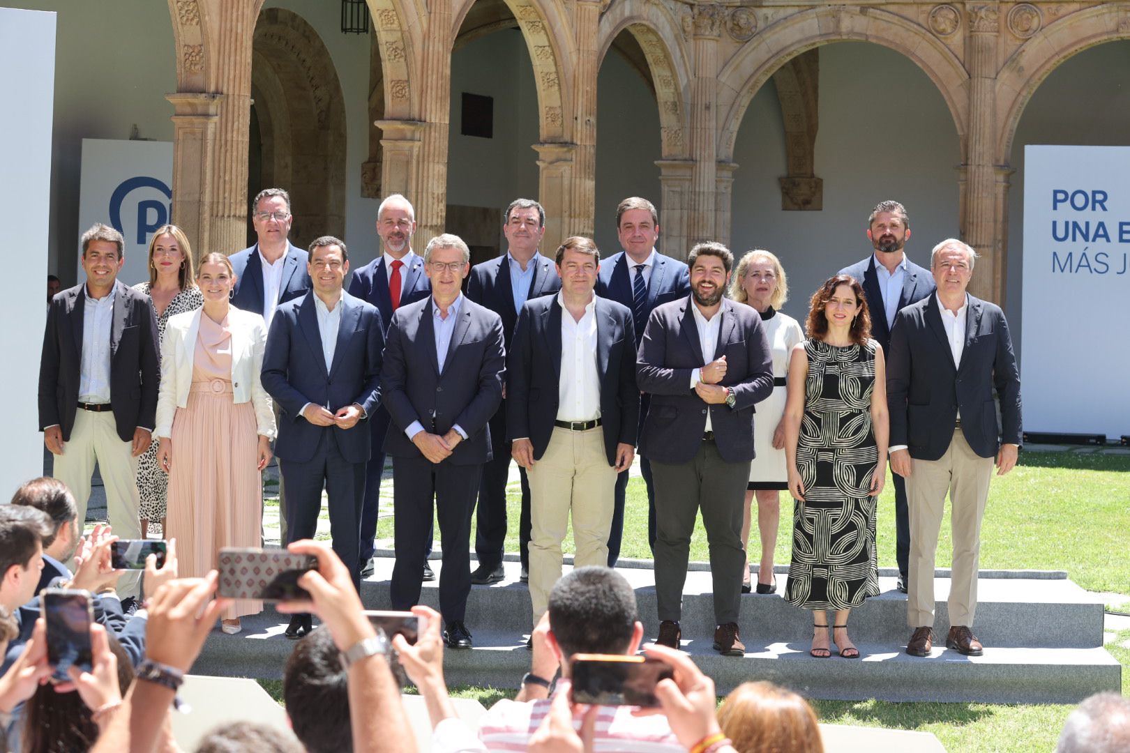 De Mañueco a Feijóo pasando por Ayuso: la reunión del PP en Salamanca