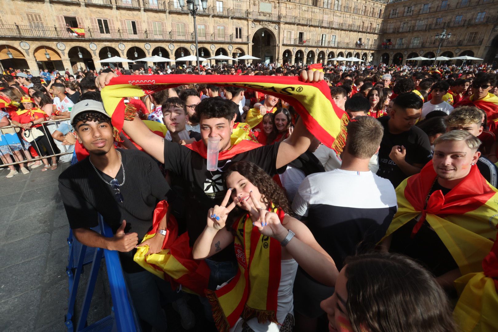 La Plaza Mayor espera la victoria de La Roja